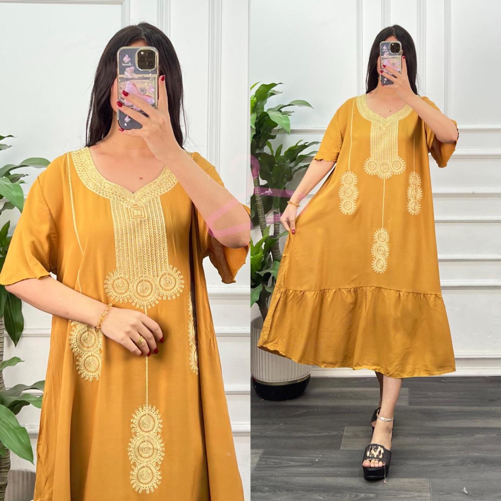 دشداشه ساده تطريز ملونه 